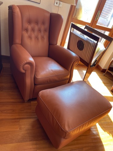 Poltrona con pouf modello - modello, frau
